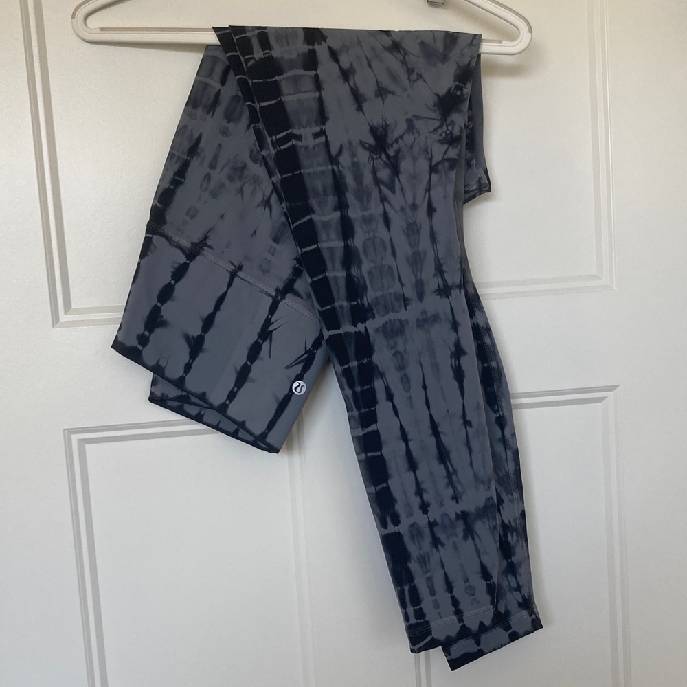lululemon athletica Black and Gray Tie-Dye Pants